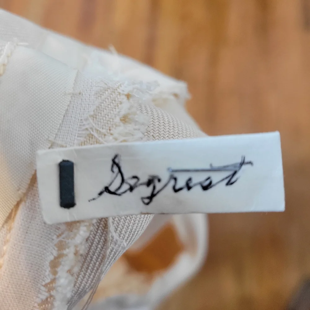 Vintage 1960s Wedding Dress Formal Gown Bride With Pearls & Lace. - Picture 10 of 16